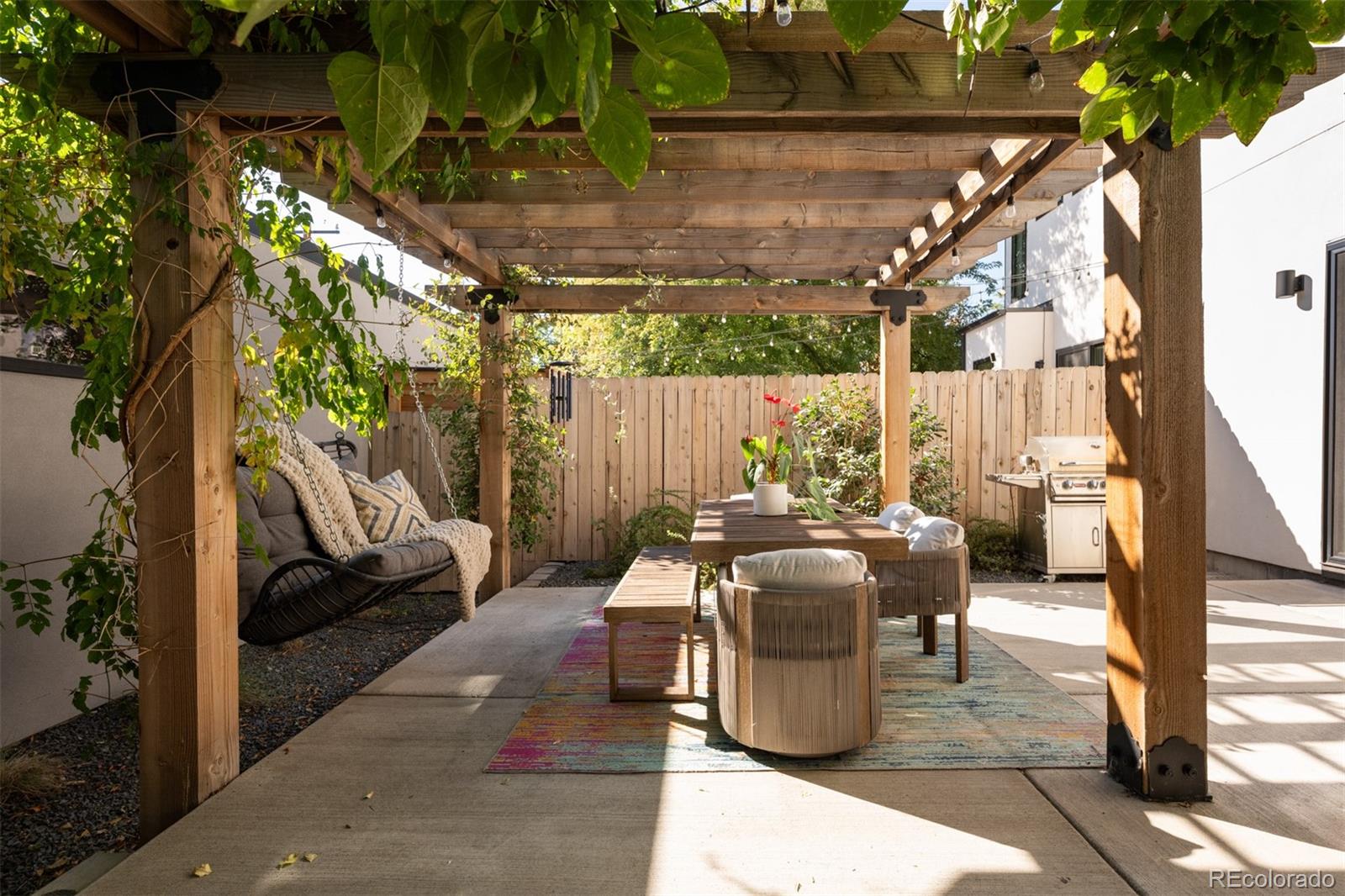 3948 N Navajo Street