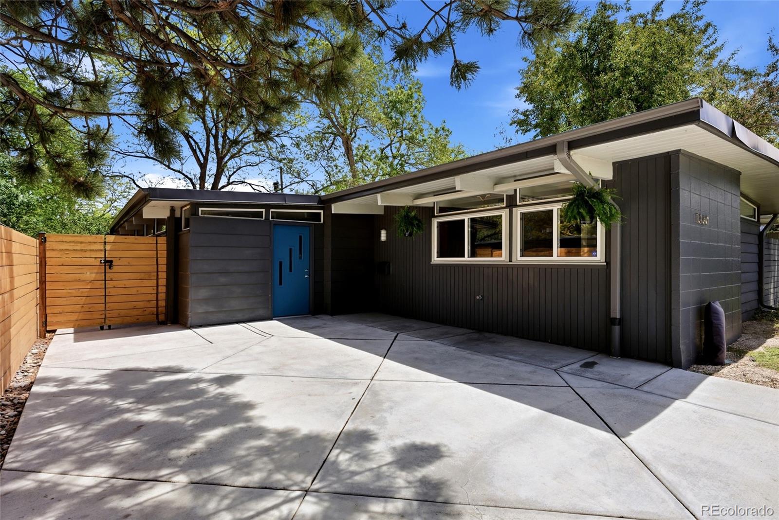 1360 S Dahlia Street