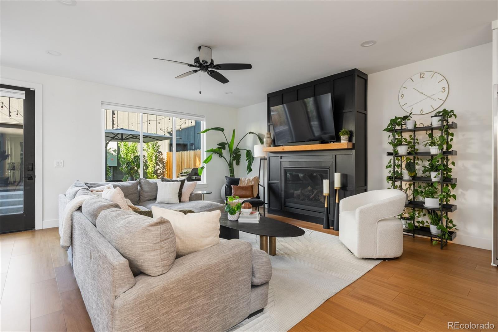 1695 Zenobia Street Unit: 1