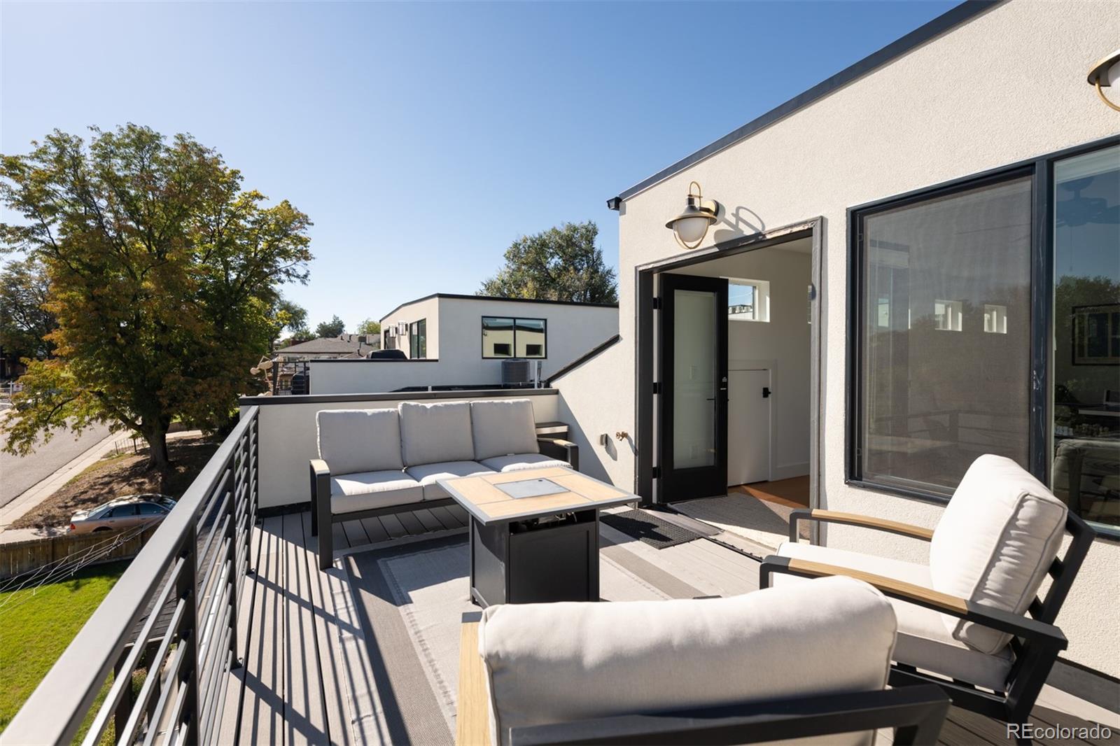 1695 Zenobia Street Unit: 1