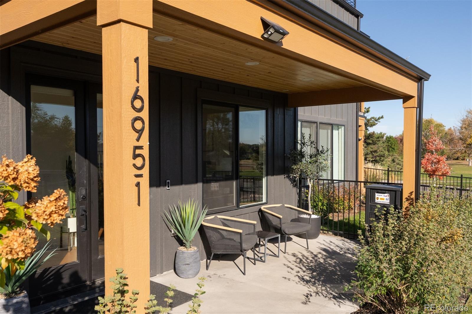 1695 Zenobia Street Unit: 1