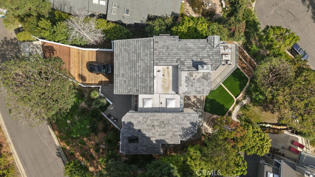 2315 Hillview