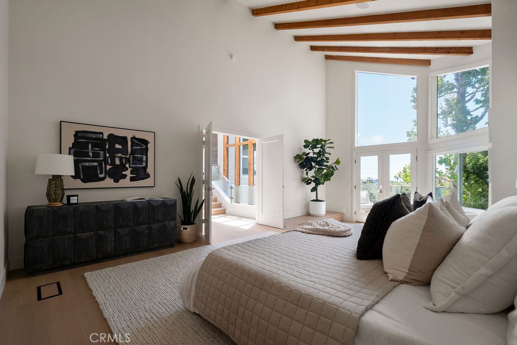 2315 Hillview