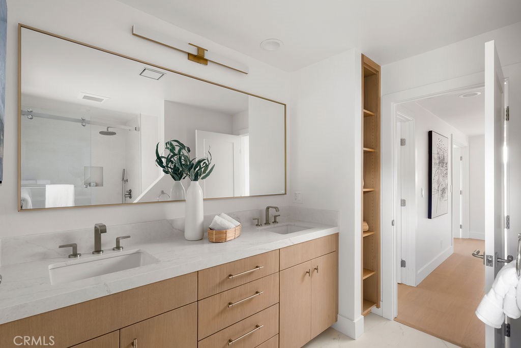 2315 Hillview