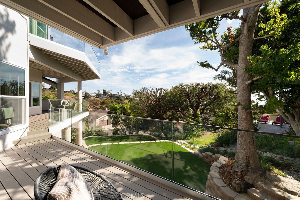 2315 Hillview