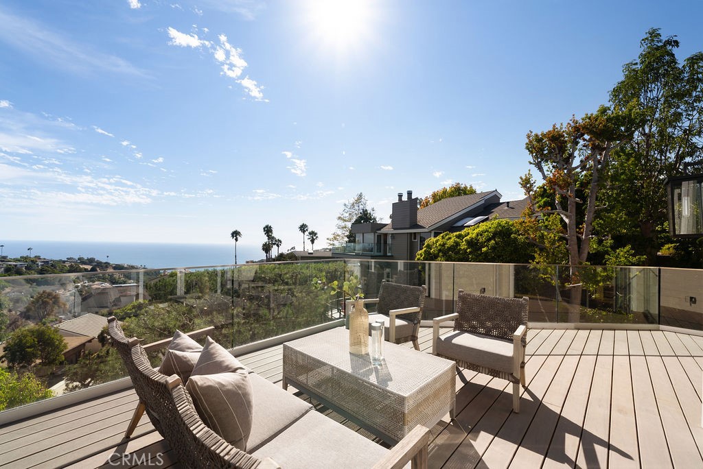 2315 Hillview