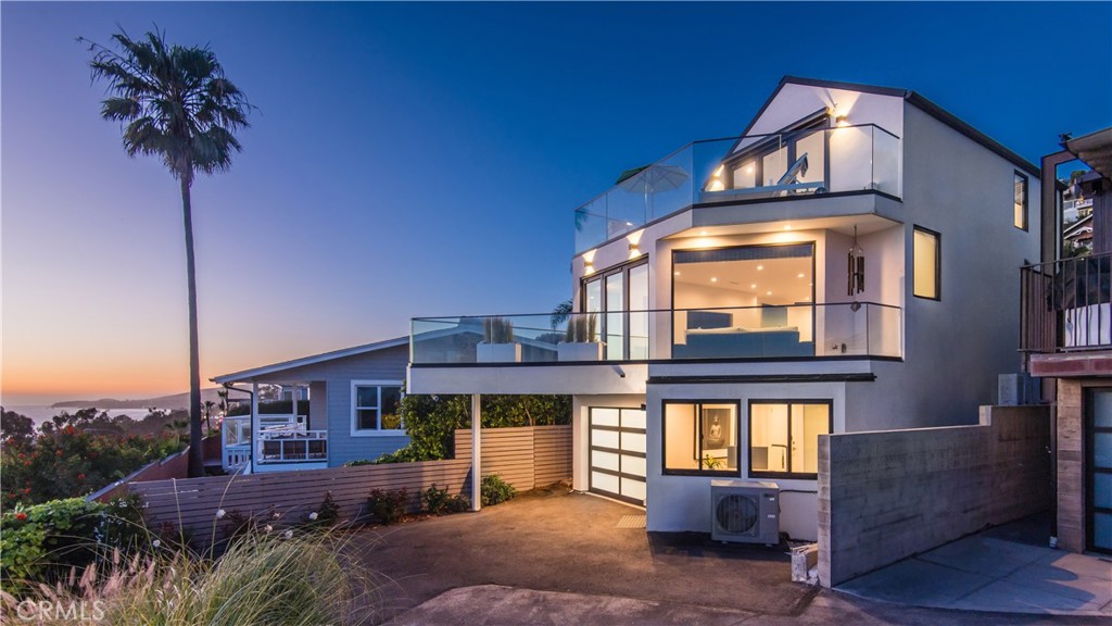 2677 Solana Way