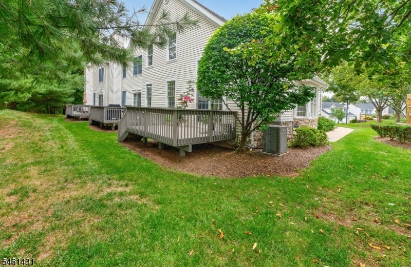 27 La Costa Dr