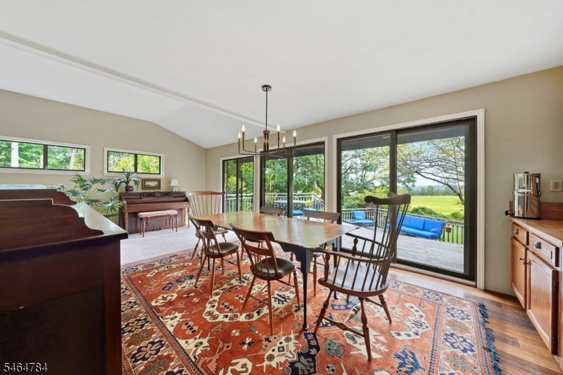 160 Sandy Ridge Rd
