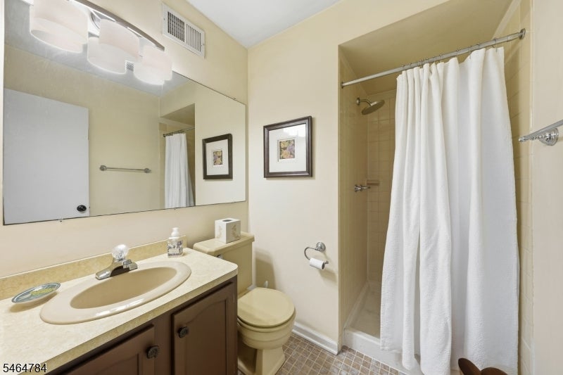 160 Sandy Ridge Rd