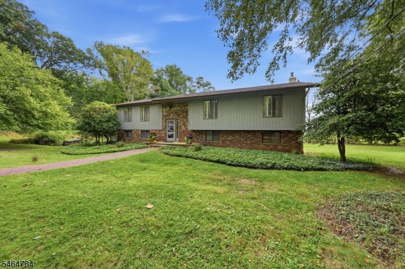 160 Sandy Ridge Rd