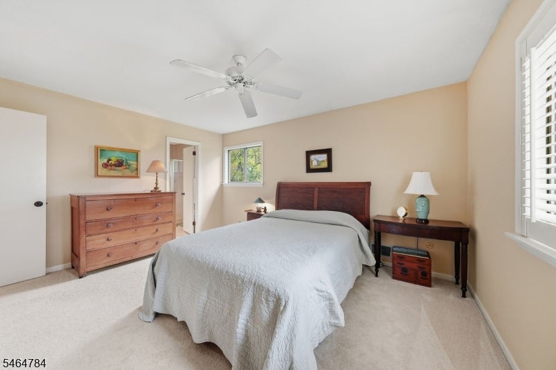 160 Sandy Ridge Rd