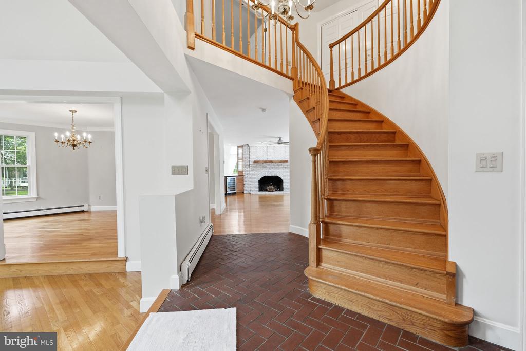 136 ROCKTOWN-LAMB ROAD