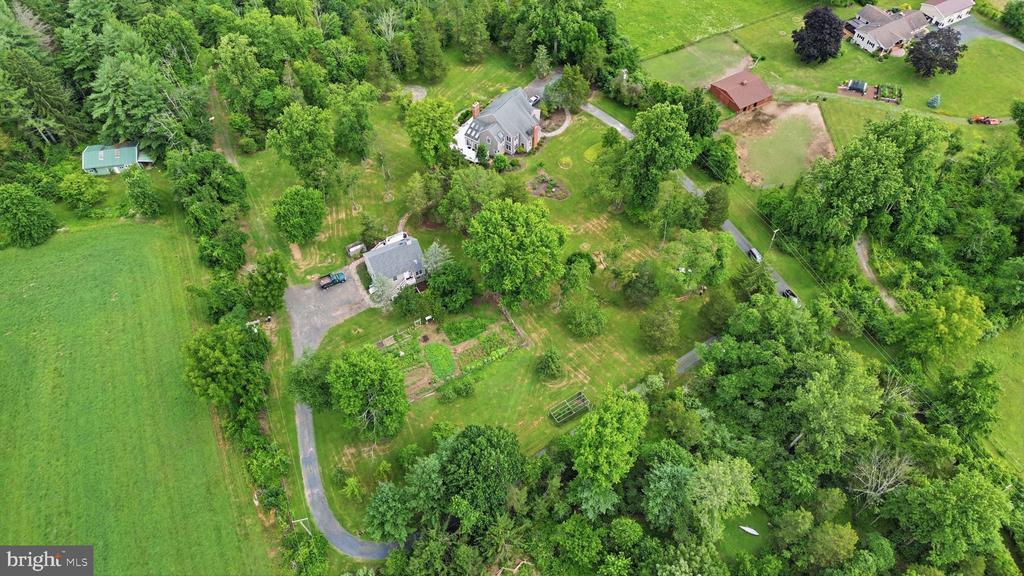 136 ROCKTOWN-LAMB ROAD