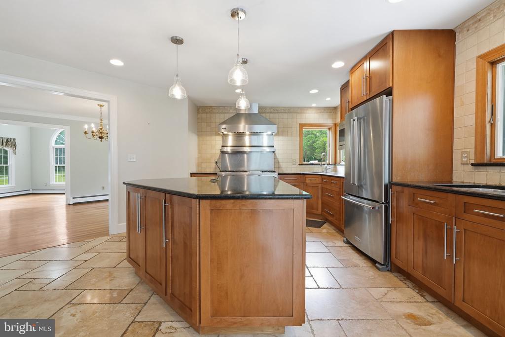 136 ROCKTOWN-LAMB ROAD