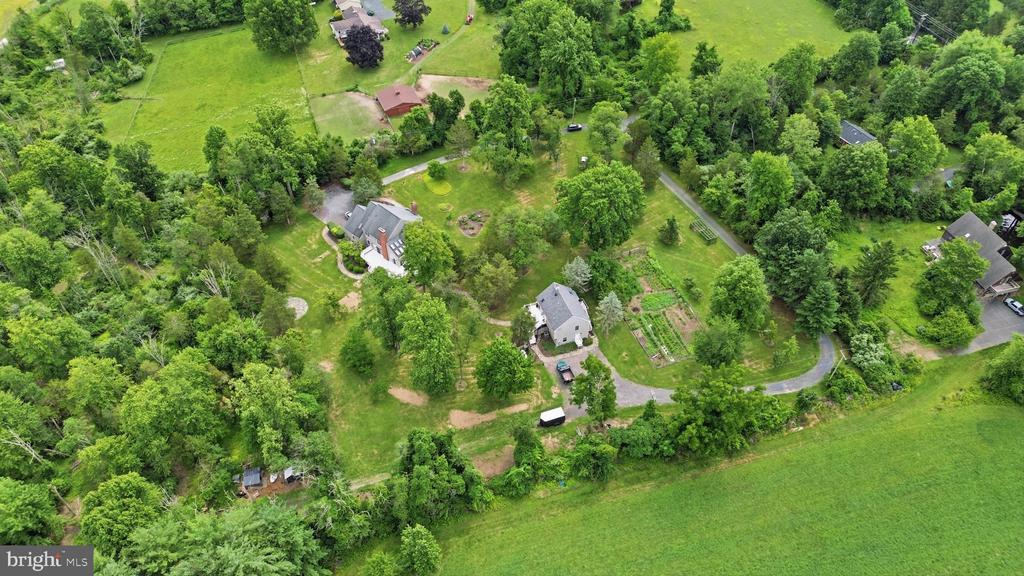 136 ROCKTOWN-LAMB ROAD