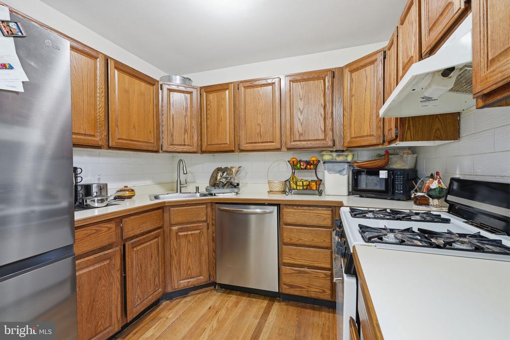 136 ROCKTOWN-LAMB ROAD