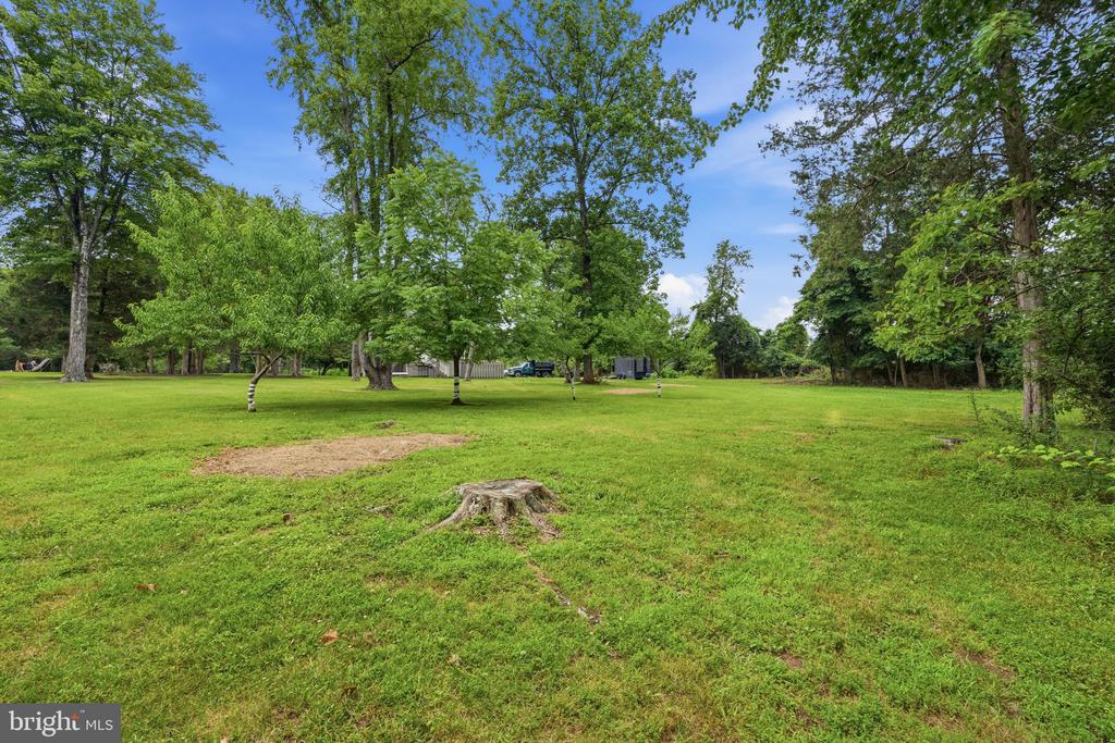 136 ROCKTOWN-LAMB ROAD