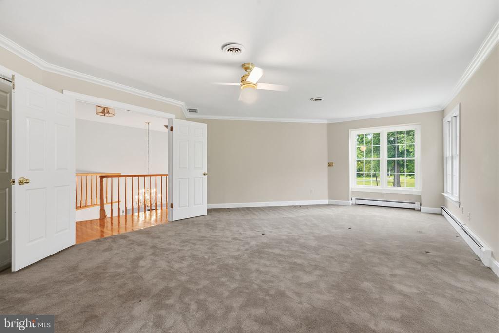 136 ROCKTOWN-LAMB ROAD