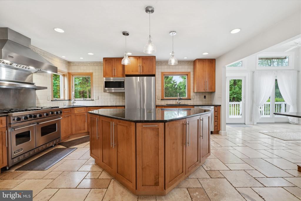 136 ROCKTOWN-LAMB ROAD