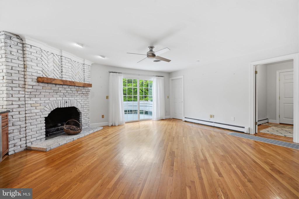 136 ROCKTOWN-LAMB ROAD