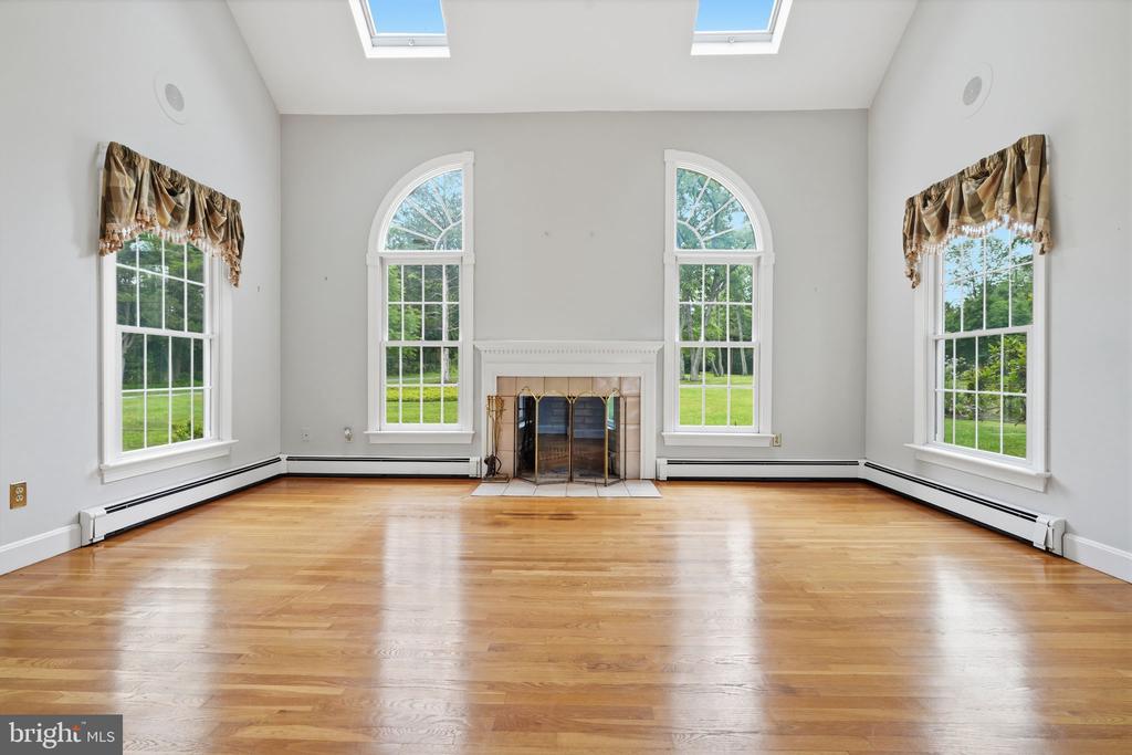 136 ROCKTOWN-LAMB ROAD