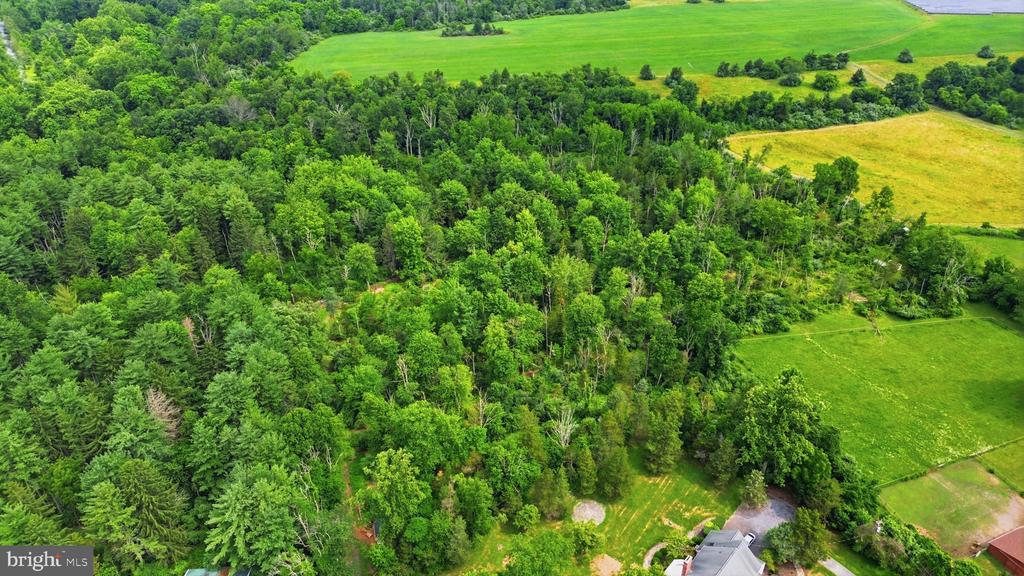 136 ROCKTOWN-LAMB ROAD