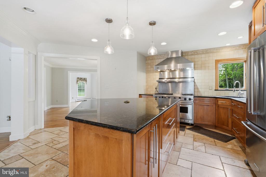 136 ROCKTOWN-LAMB ROAD