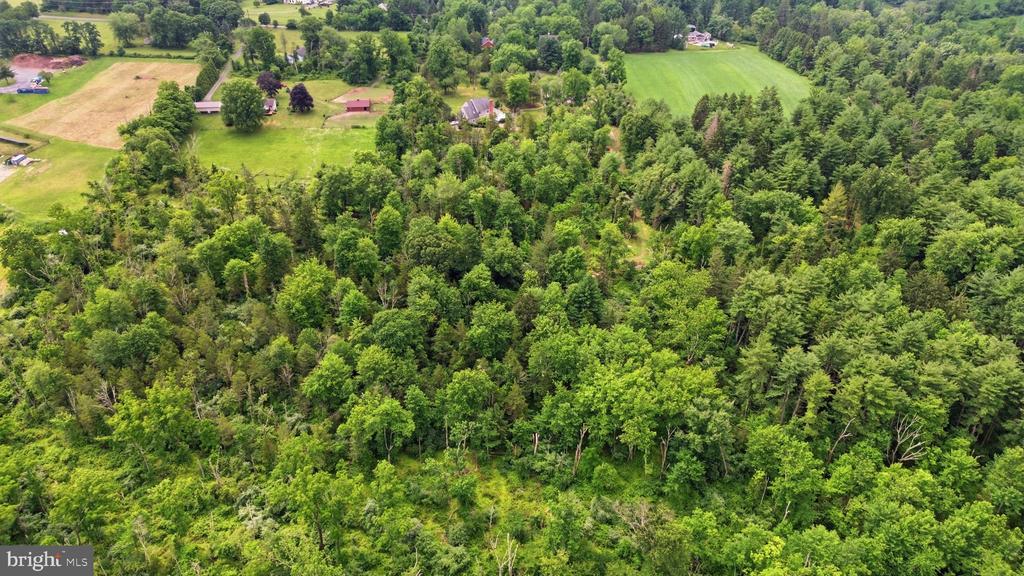 136 ROCKTOWN-LAMB ROAD