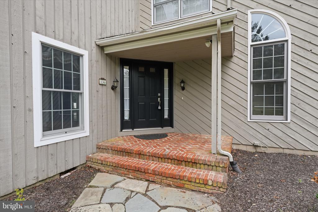 136 ROCKTOWN-LAMB ROAD