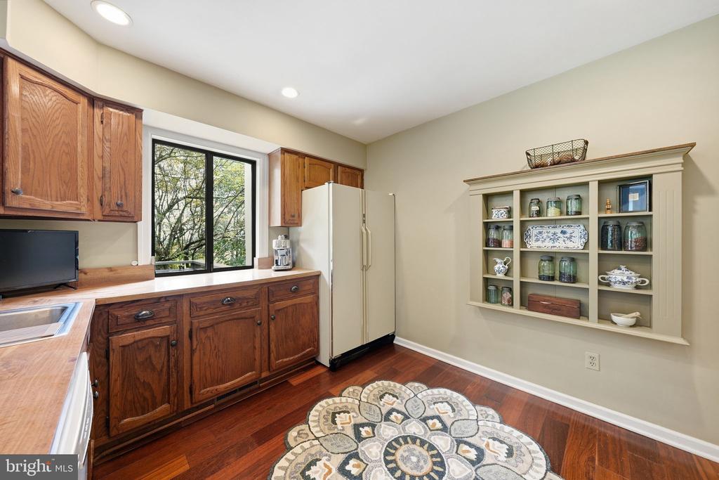 160 SANDY RIDGE ROAD