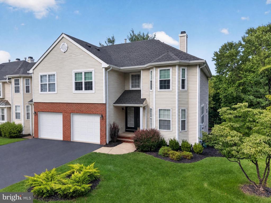 2 SHACKAMAXON TERRACE