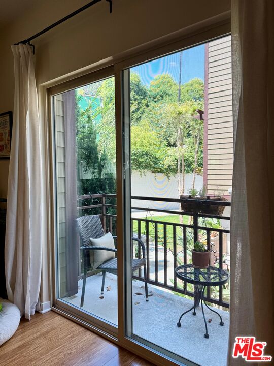 1627 Echo Park Ave Unit: 2