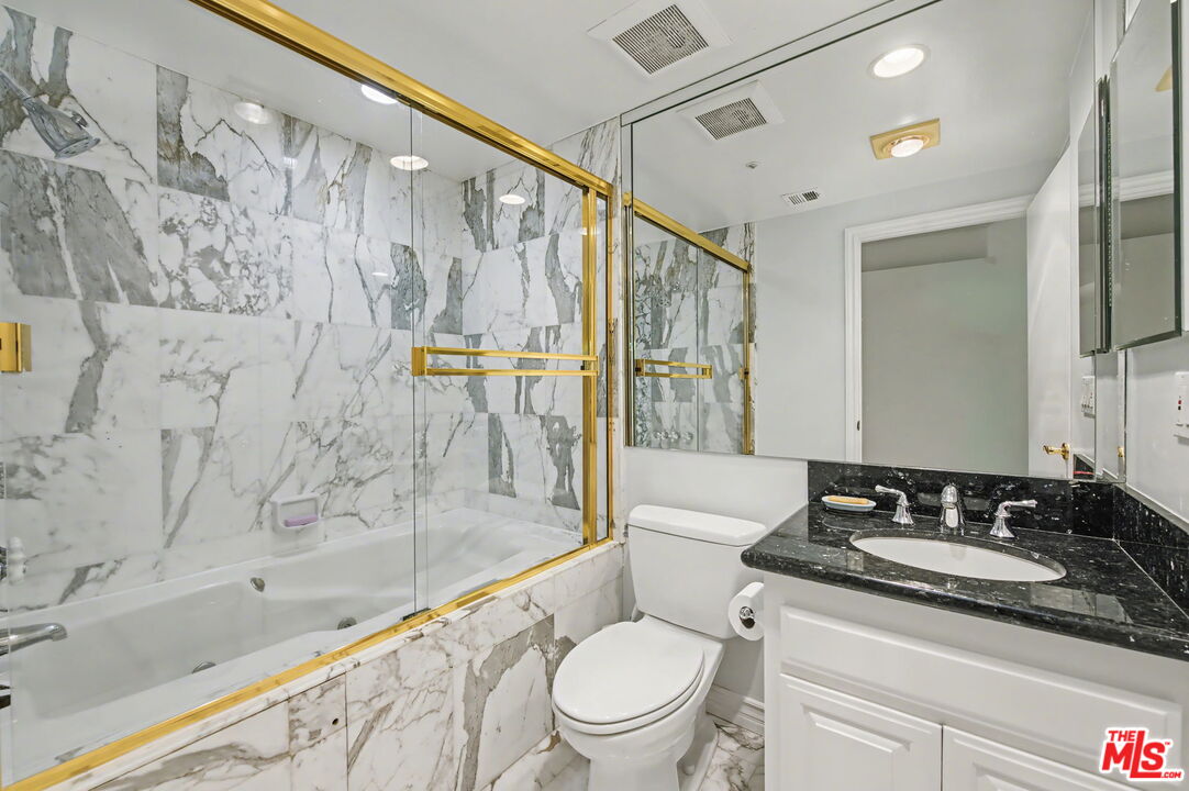 1278 S Camden Dr Unit: 303