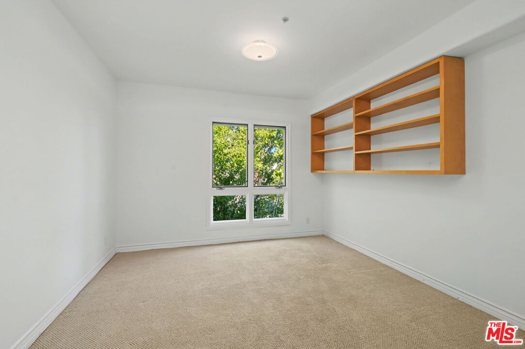 1278 S Camden Dr Unit: 303