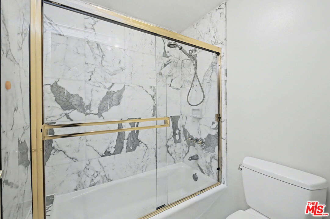 1278 S Camden Dr Unit: 303