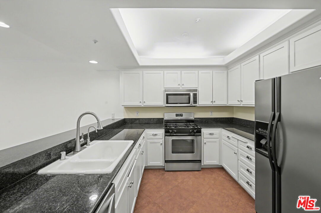 1278 S Camden Dr Unit: 303