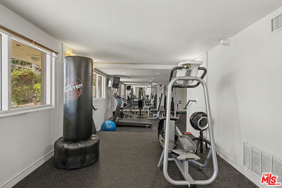 1278 S Camden Dr Unit: 303