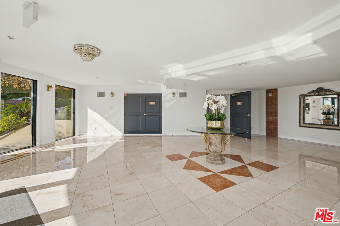 1278 S Camden Dr Unit: 303