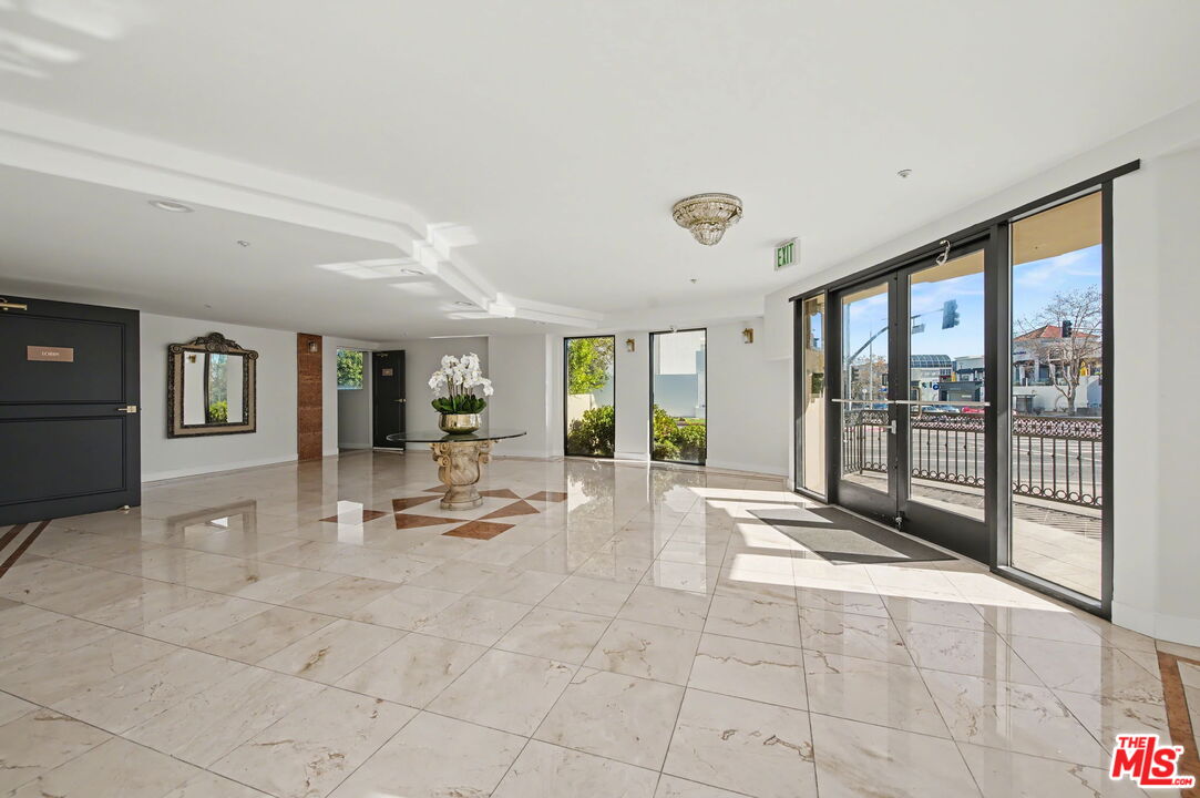 1278 S Camden Dr Unit: 303