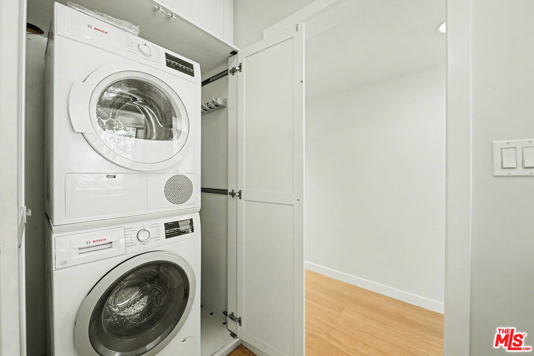 1021 Westmount Dr Unit: 102