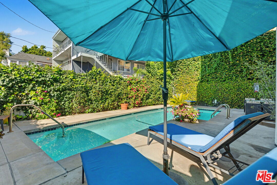 1021 Westmount Dr Unit: 102