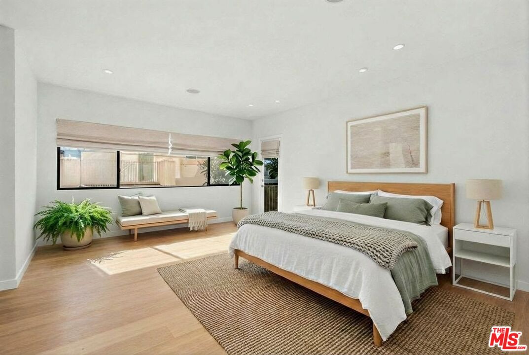 1021 Westmount Dr Unit: 102