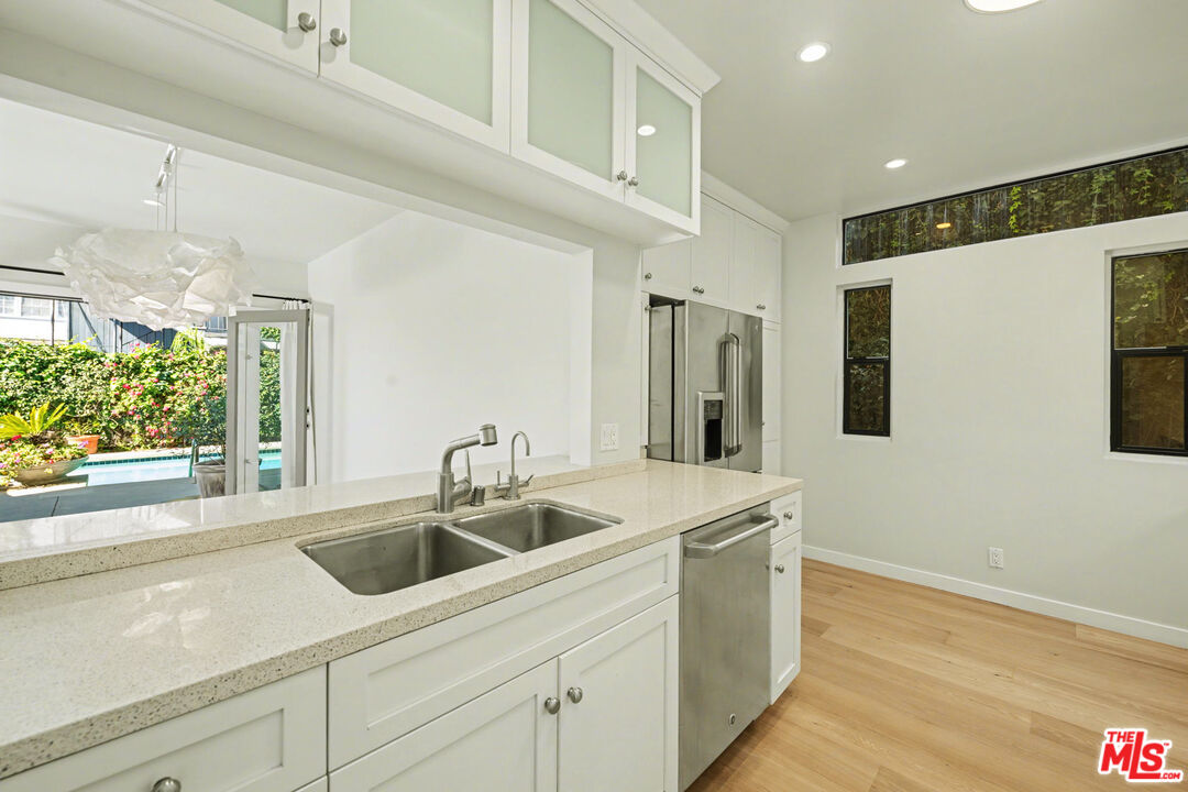 1021 Westmount Dr Unit: 102