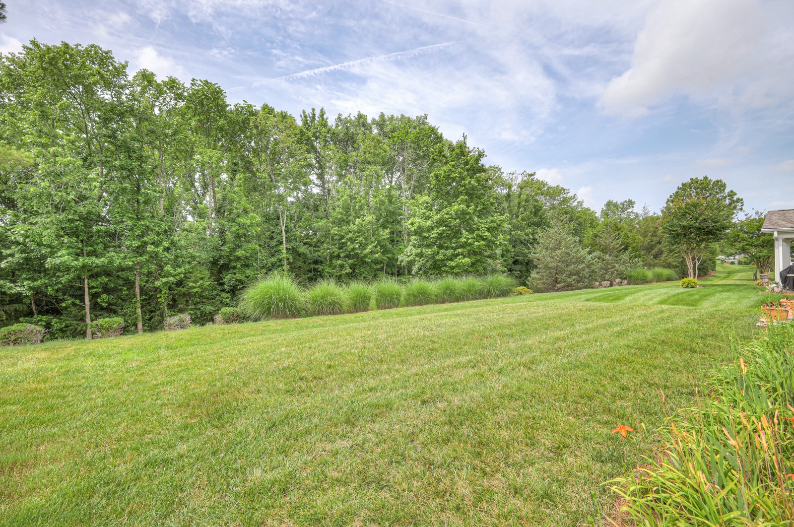 266 Salient Ln