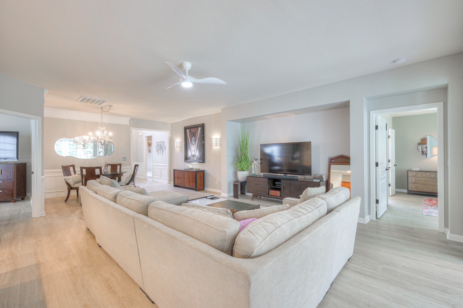 266 Salient Ln