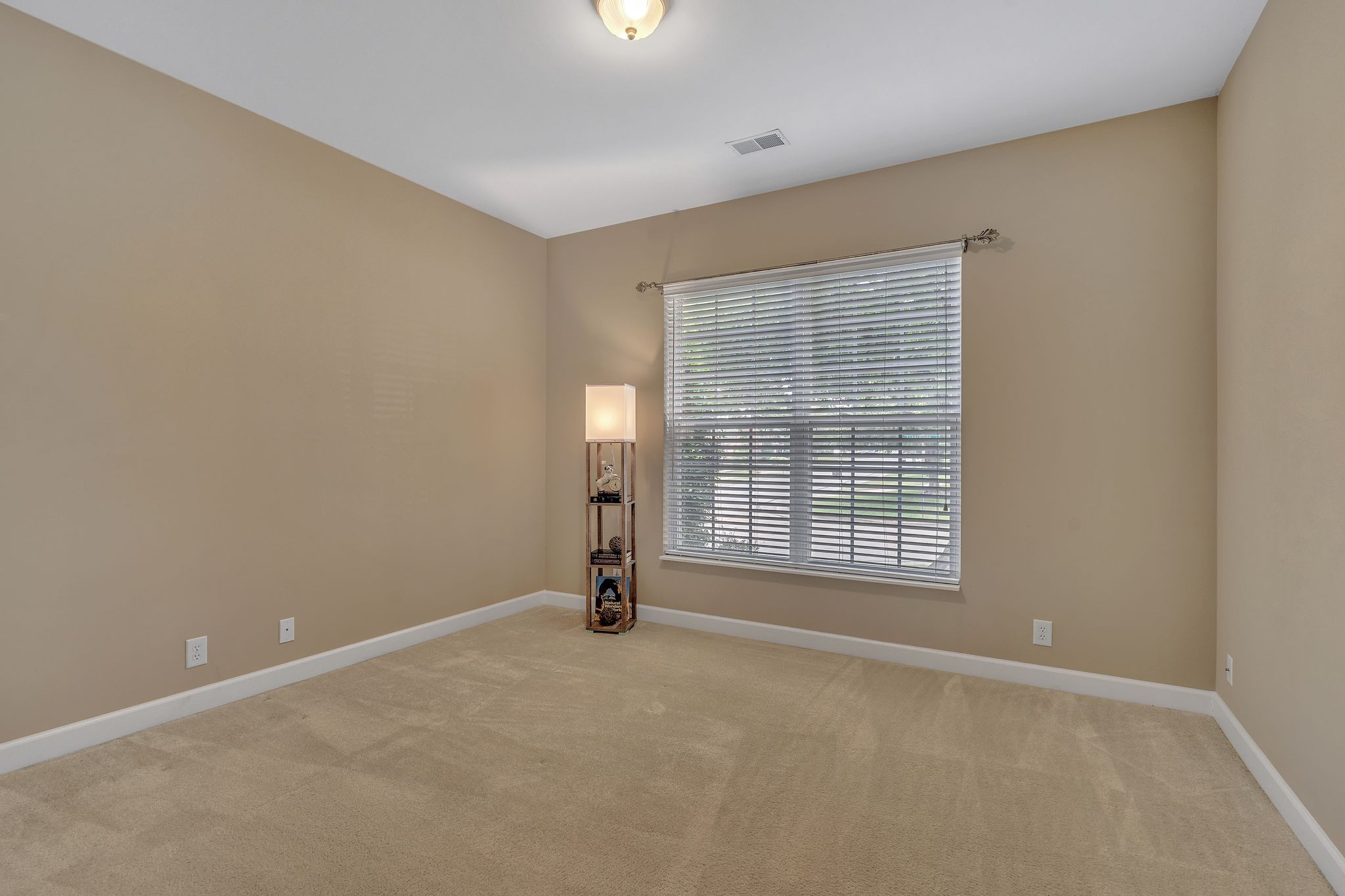 1600 Carolwinds Ct