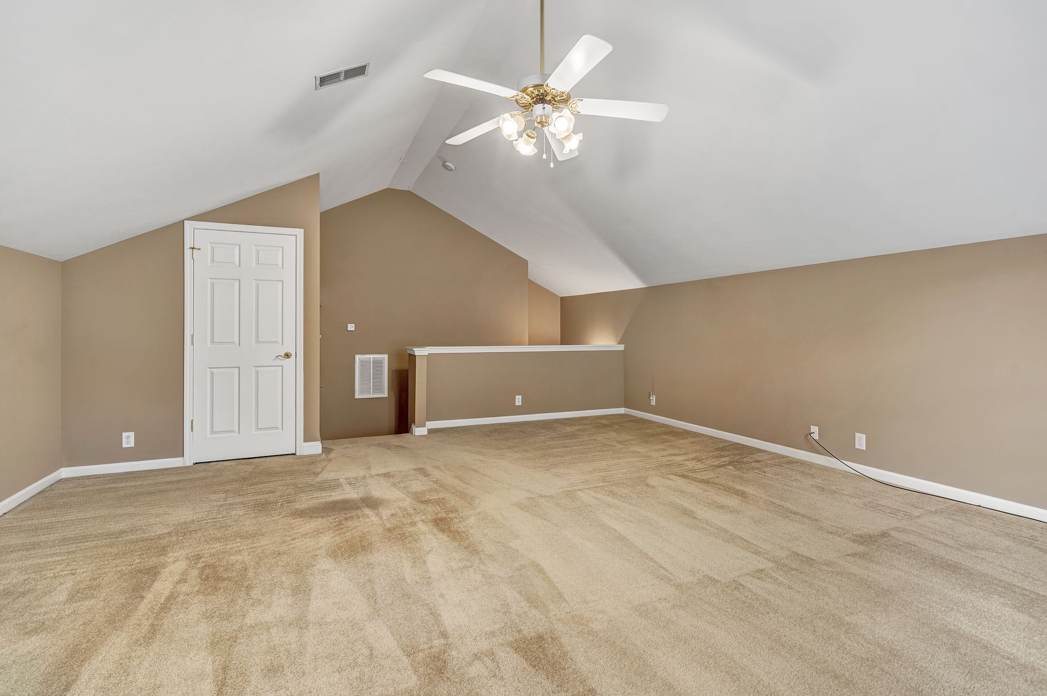 1600 Carolwinds Ct