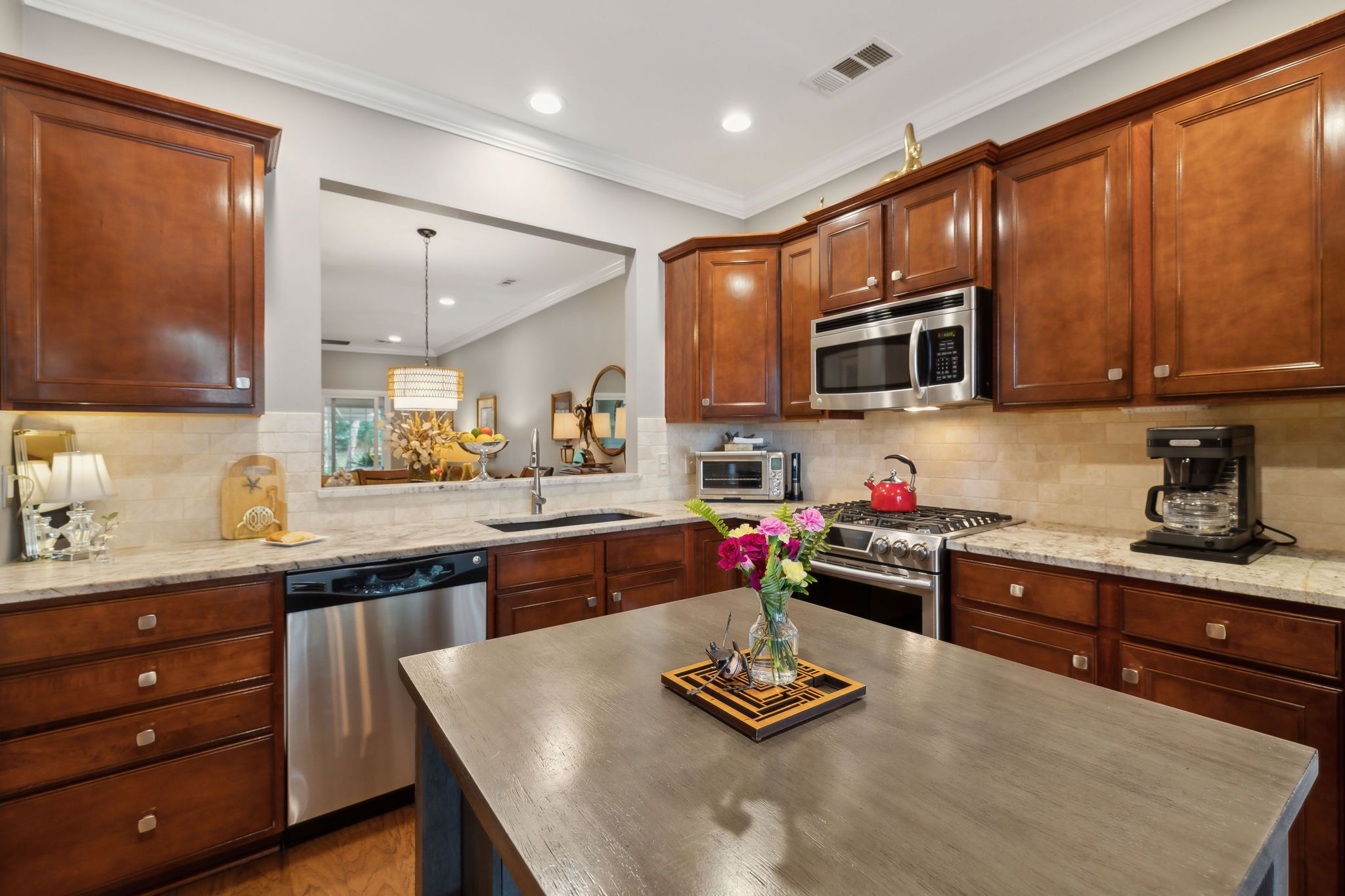 158 Old Towne Dr