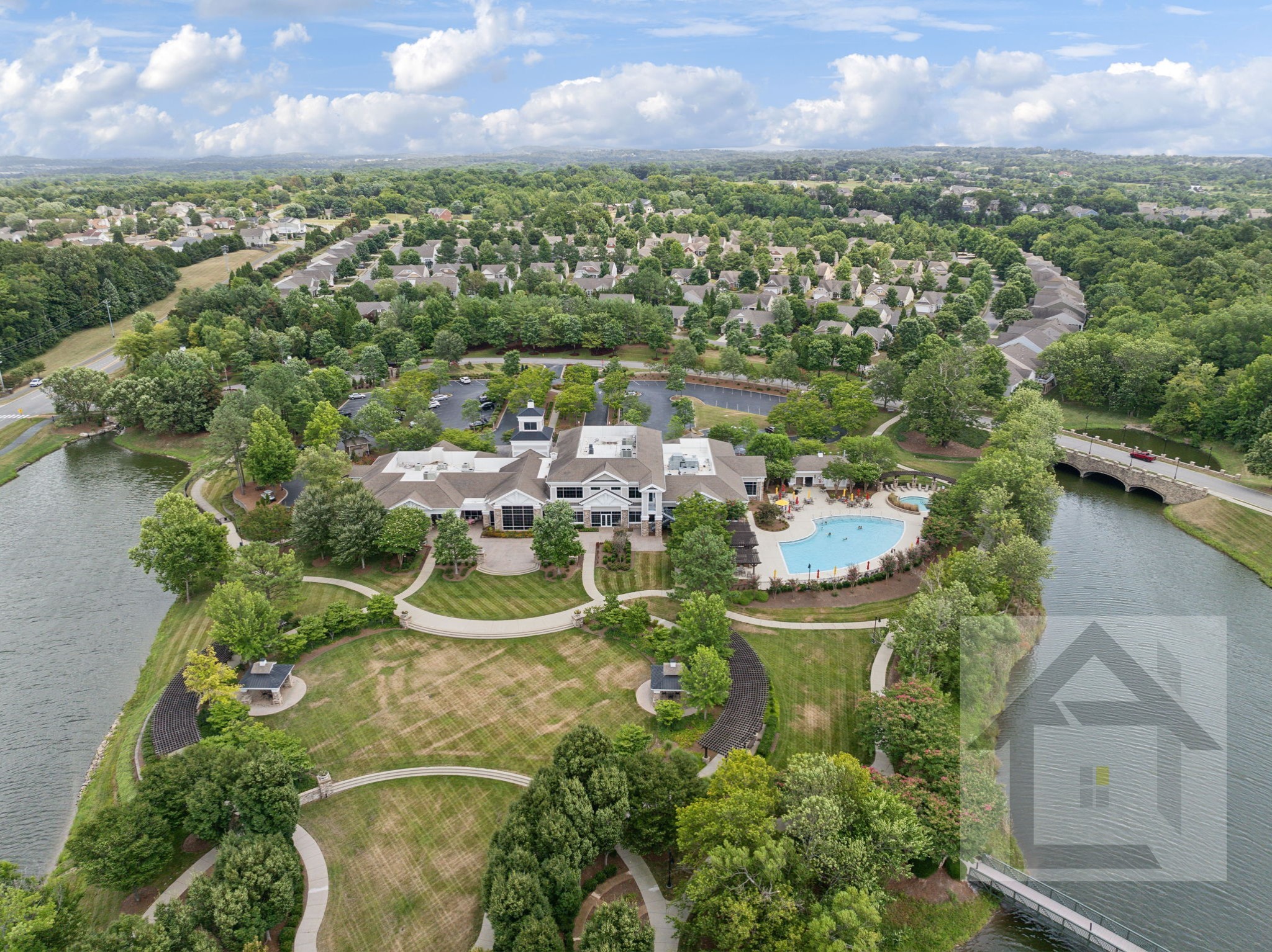 158 Old Towne Dr